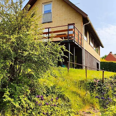 بيت للعطل Cosy House Near Forest And Coast *