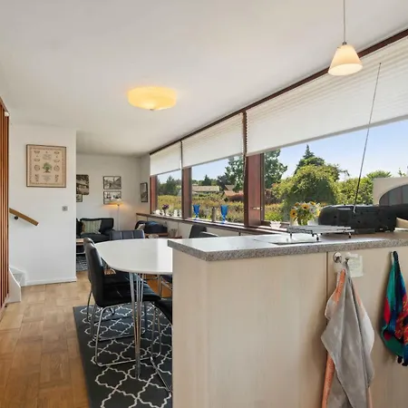 Prázdninový dům Cosy House Near Forest And Coast