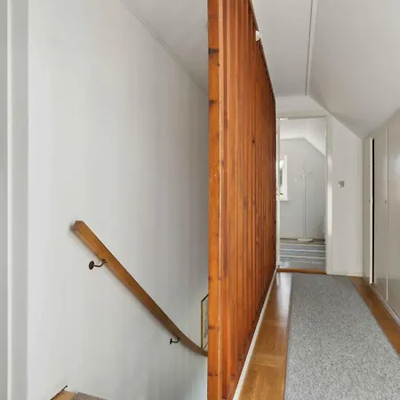 Prázdninový dům Cosy House Near Forest And Coast *